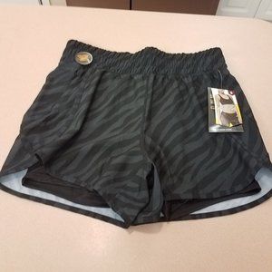 AVIA athletic short